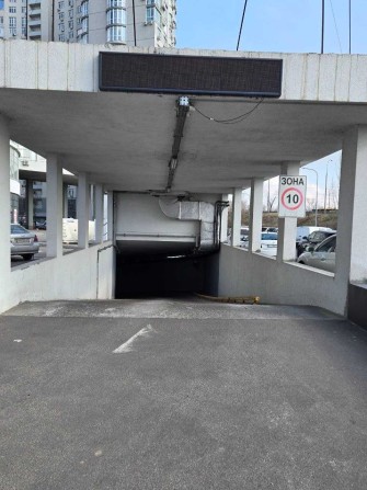 Без комісії!Паркомісце в паркінгу ЖК Парк Стоун. пр. Івасюка,2Д. - фото 1