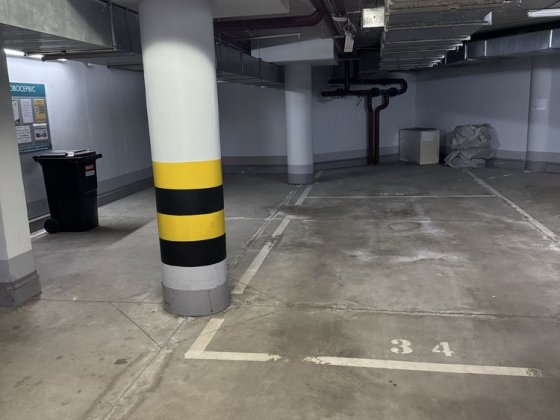 Продаж сімейного паркомісця Верхогляда 16 Киев