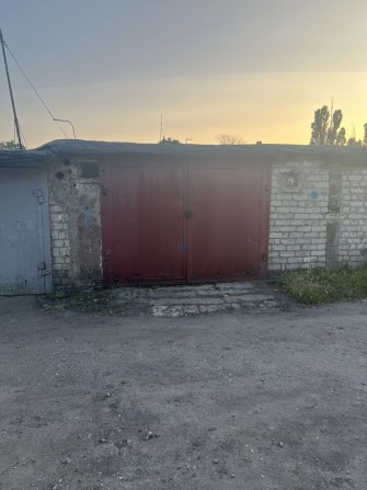 Гараж в центрі міста - фото 1