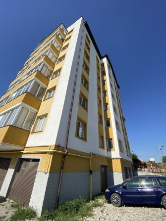 Продається гараж в будинку потвигідній ціні - фото 1