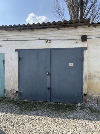 Гараж ( з ямою) у  ГБК , Тролейбусна - фото 1