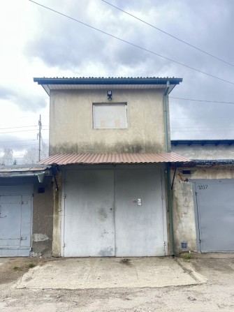 Гараж 2 поверховий - фото 1