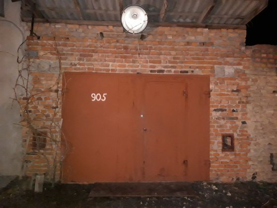 Гараж цегляний з підвалом Великие Гаи