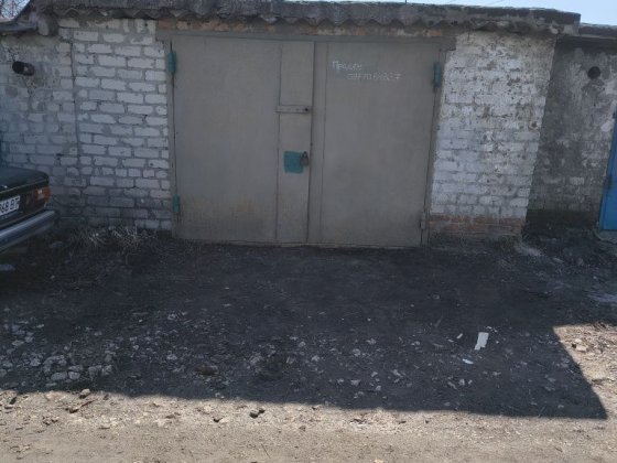 Продам гараж за лікарнею. Златопиль