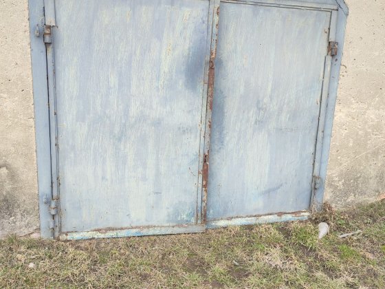 Продам гараж в районі другої школи Изяслав