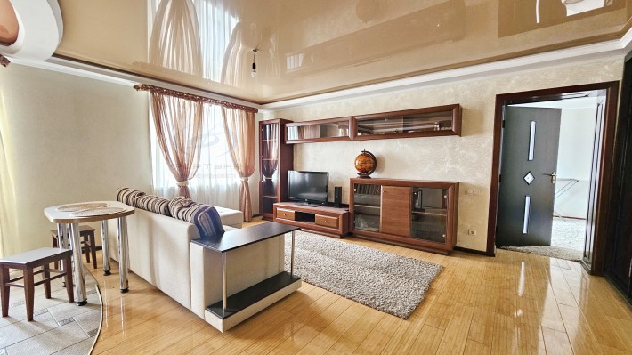 ЕЛЕГАНТНА 2кім.кв з ФУНКЦІОНАЛЬНИМ плануванням - фото 1