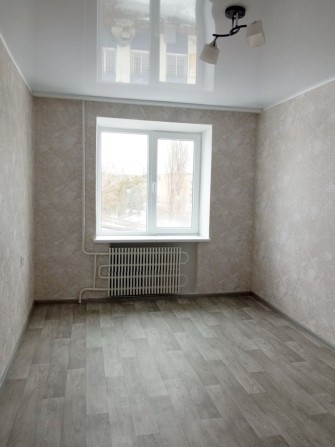 Кімната з ремонтом та кладовкою - фото 1