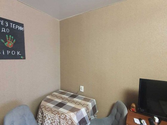 Продається кімната в гуртожитку Хмельницький