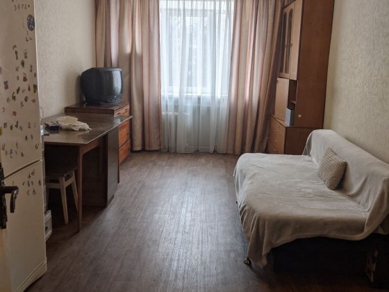 Продам кімнату в гуртожитку в центрі міста  по вулиці Незалежності 3б Бровары