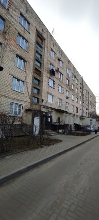 Терміново продається кімната в гуртожитку р-н Миру! - фото 1