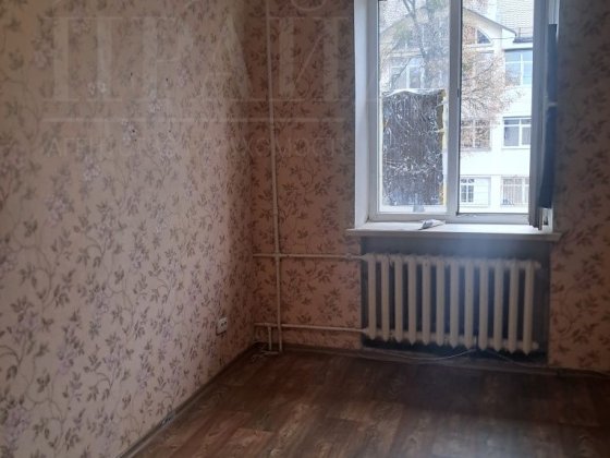 Продам кімнату в гуртожитку вул.Охтирська Сумы