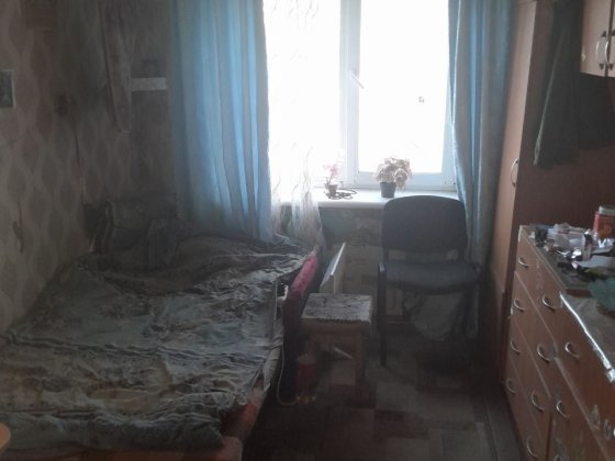 Продається кімната в гуртожитку по вул. 1-ї танкової бригади. Чернігів