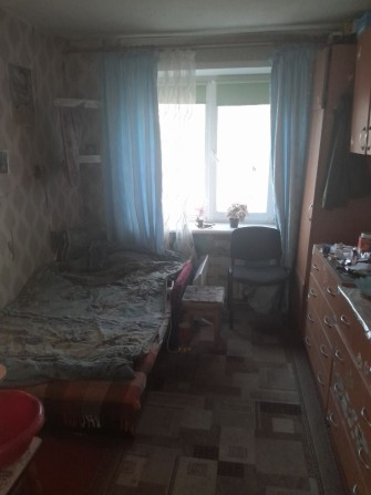 Продається кімната в гуртожитку по вул. 1-ї танкової бригади. - фото 1