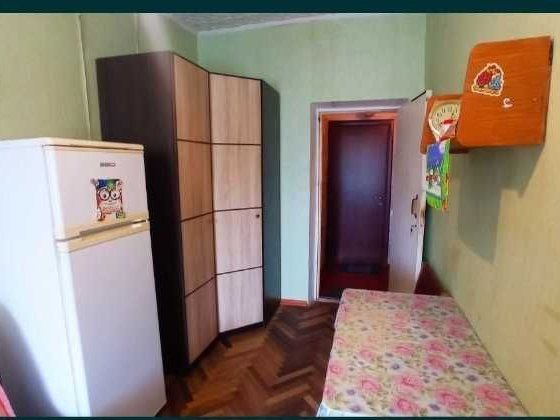 Продам 1 кімнату, вул.Вишгородська, 50 б Киев
