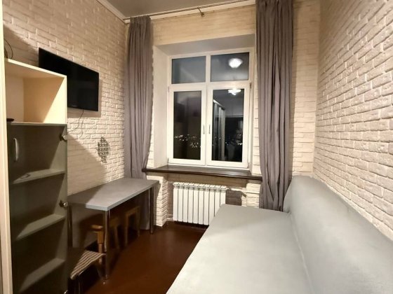 Продам кімнату в гуртожитку сталінка Киев