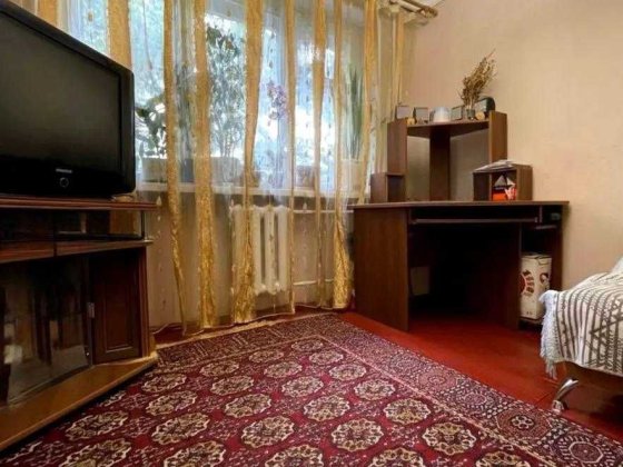 Продаж приватозованої кімнати. Вулиця Бориспільська 3/1 Киев