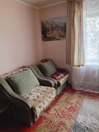 Продається кімната в гуртожитку біля метро Лісова - фото 1