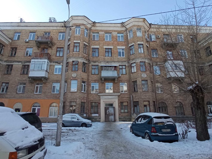 Без комісії! Продам кімнату біля ст.м.Дарниця,Набоки вул.9А - фото 1