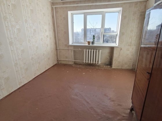 Продаю 1 кімнатну квартиру. Гуртожиток. Центрі