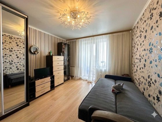 Продам самостоятельную комнату 20м с выходом на балкон Одесса