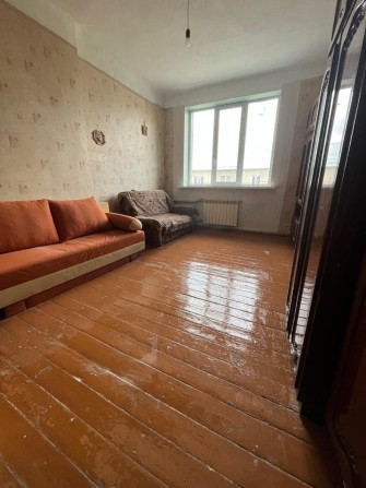 Гостинка 20 м метро Турбоатом Заводская ул.Дизельная, 22 - фото 1