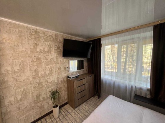 Власник !Продам кімнату в комуні, Черемушки!! Героїв Крут, біля ринку! Одесса