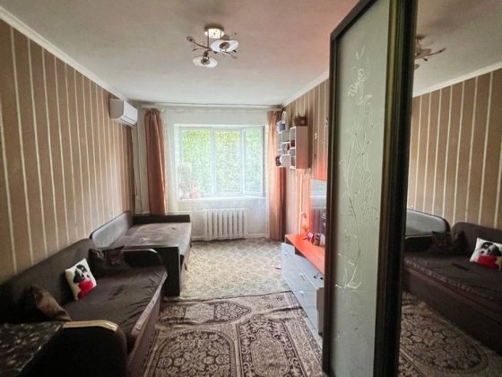 Продам большую комнату в комуне 16,2м + торг