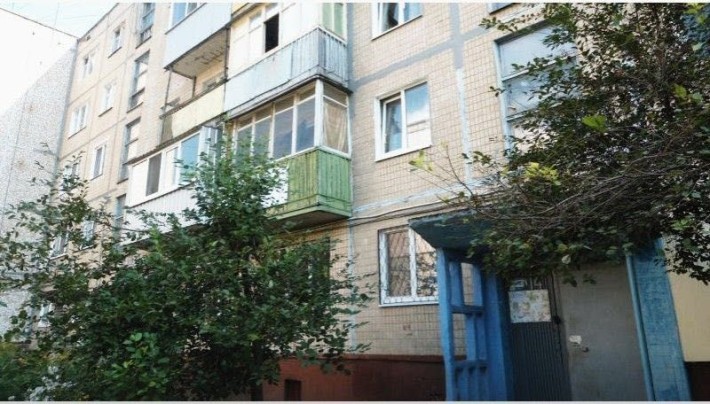 Одесская Продам гостинку комнату с балконом - фото 1