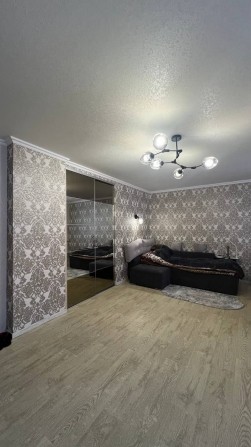 Продам комнату с ремонтом + гараж район Одесской - фото 1