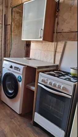 комнату в комуне ЦЕНТР 16000 - фото 1