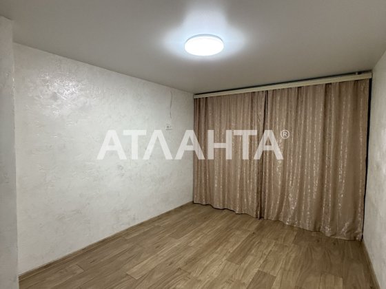 Комната в коммунальной квартире на Черемушках, средний этаж. Одеса