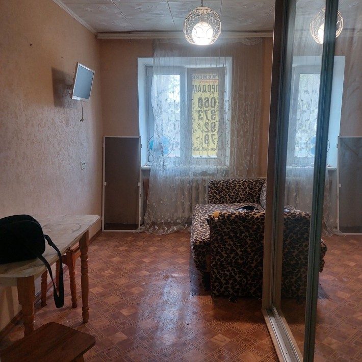 Срочная Продажа Комната В Комуне Черёмушки - фото 1