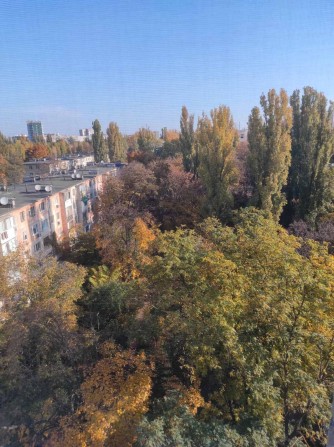 Код44Продам 1 к в коммунальной квартире Ген.Петрова/Рабина - фото 1