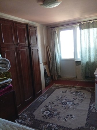 Продам 2 ком в 3 ком квартире. - фото 1