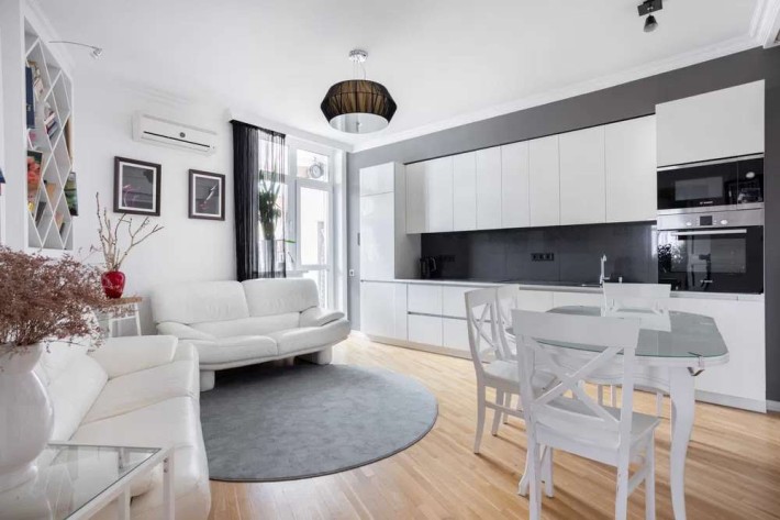 Продаж 4-к квартири вул. Сім'ї Кульженків 35 - фото 1