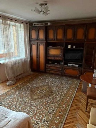 Продаж 2К квартири (кімнати ізольовані) з ремонтом у Шевченківському районі по вул. Загорівська,38.  - фото 1