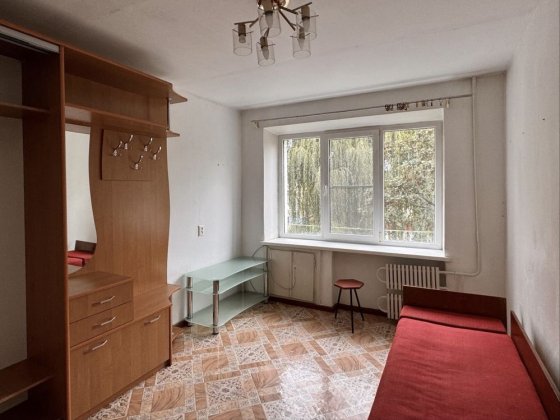 Здам кімнату в секції на тривалий термін Кам'янець-Подільський