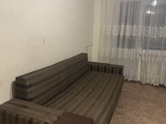 Здається кімната для чоловіка Обухов