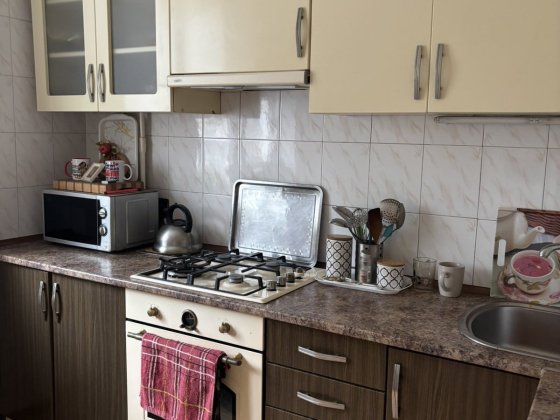 Оренда кімнати для дівчини Озерна кінцева Хмельницький