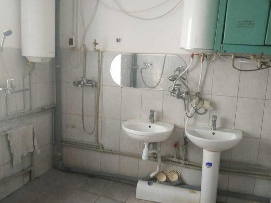 Здається кімната в гуртожитку, Клініка Белая Церковь