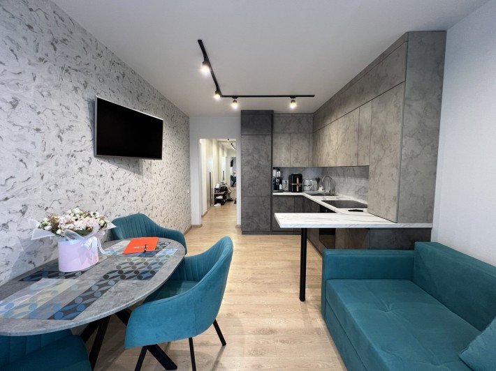 Продаж 2-к квартири 52 м2 вул. Академіка Заболотного 1Б  ЖК Метрополіс - фото 1