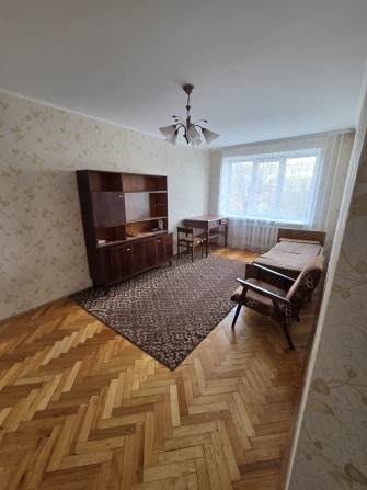 Здам окрему кімнату дівчині. Від Власника.  Проспека Волі. Центр - фото 1