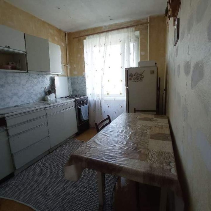 На підселення дівчат (р-н Молоді ) - фото 1