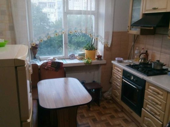 Візьму дівчину на підселення Луцк