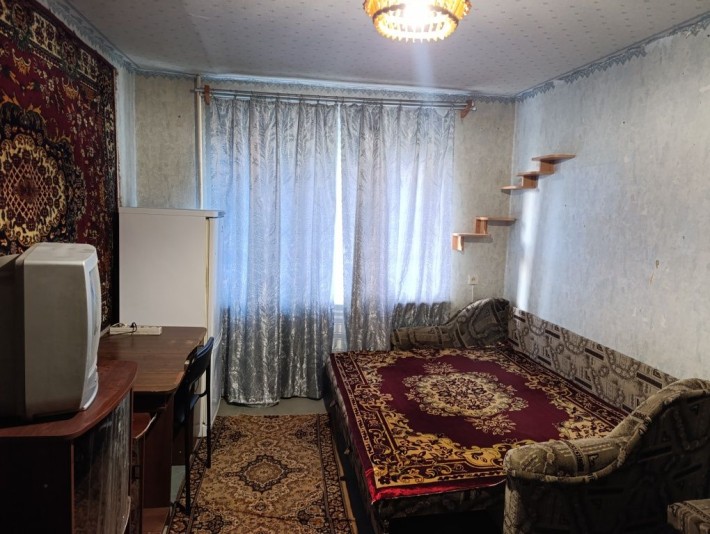 Здається кімната в гуртожитку - фото 1