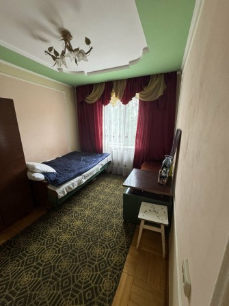 Окрема кімната в квартирі,  без господарів. Бам, вулиця Морозенка - фото 1