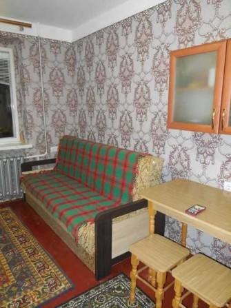 Оренда кімнати в гуртожитку - фото 1