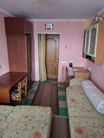 Оренда кімнати у гуртожитку - фото 1