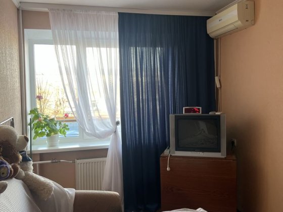 Здам в аренду кімнату  центр міста 6500грн ( без посередників ) Черкаси