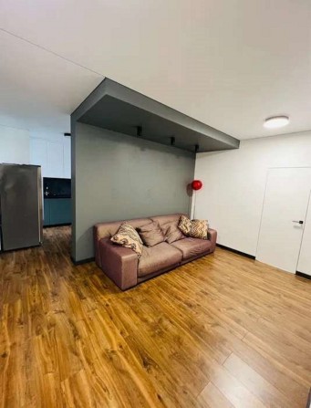 Продаж  2к.кв. Балтійський провулок 3а, сучасний дизайнерський ремонт. - фото 1